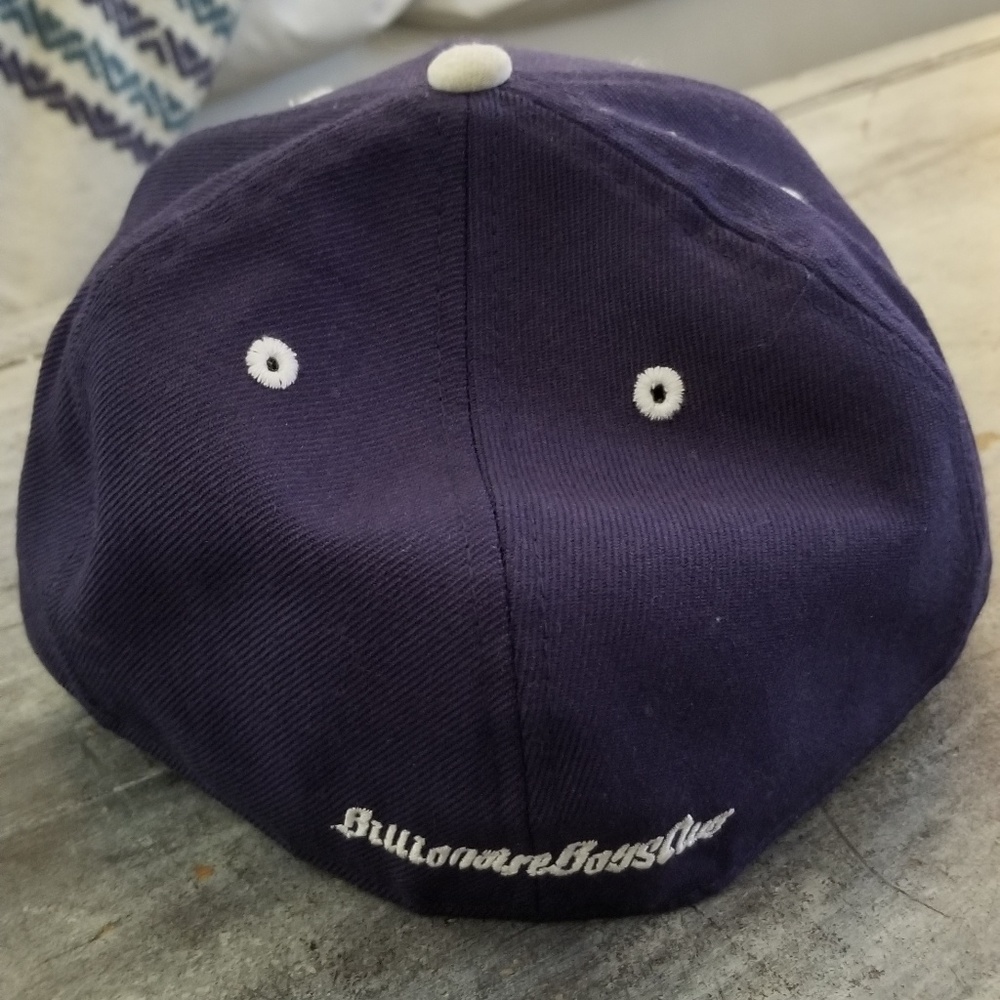 Hat - Picture 2 of 3